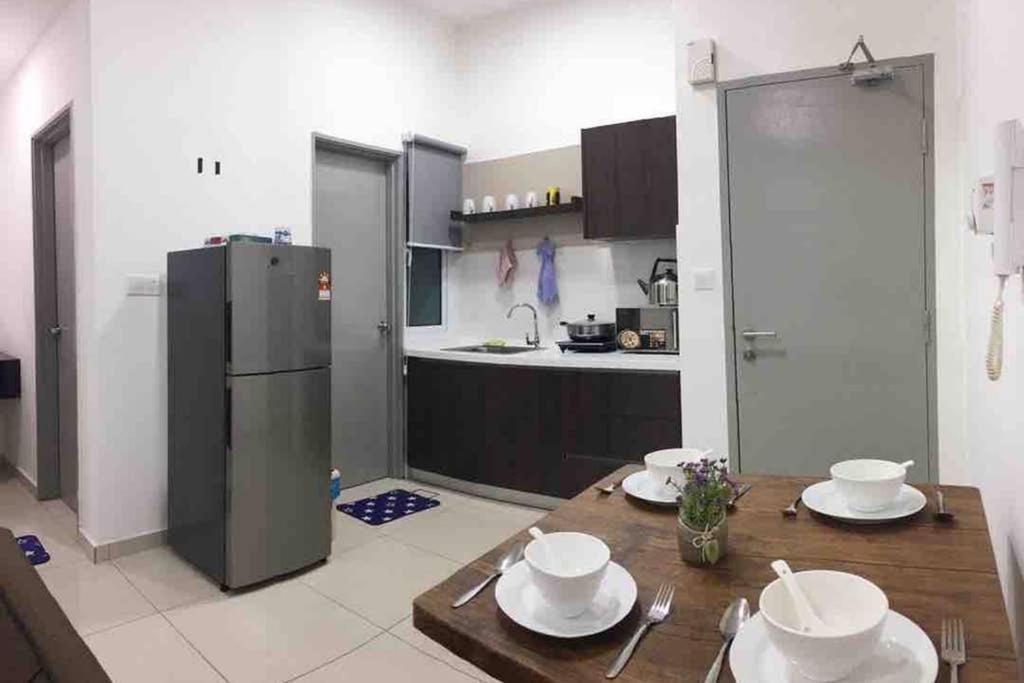 盛婷民宿a S&Thomez 2Bedrooms Mesamall Wifi Klia Usim Miu Inti Nu Nilai Extérieur photo
