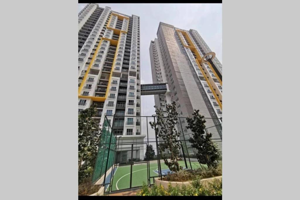盛婷民宿a S&Thomez 2Bedrooms Mesamall Wifi Klia Usim Miu Inti Nu Nilai Extérieur photo