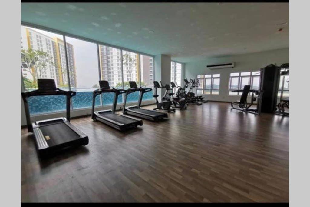 盛婷民宿a S&Thomez 2Bedrooms Mesamall Wifi Klia Usim Miu Inti Nu Nilai Extérieur photo